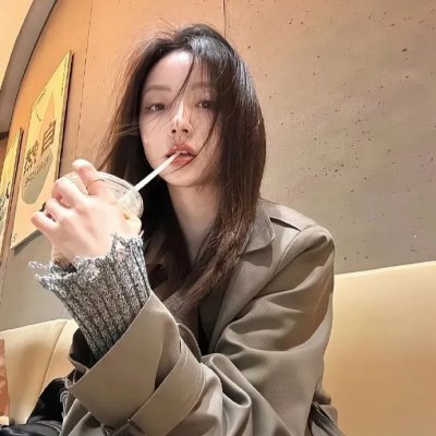 她来自未来